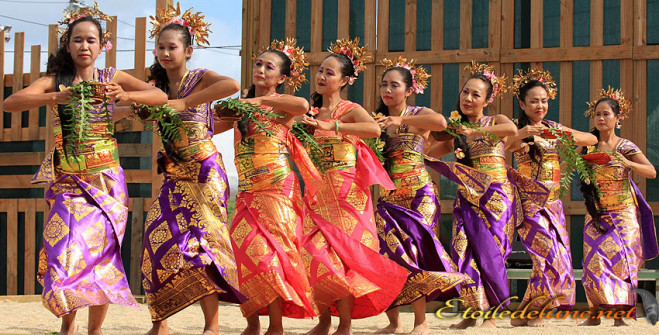 image_nouvelle_caledonie_danse_indonesienne (2)