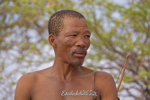 namibie-peuple-san-peau-claire