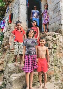 Une très gentille famille de Dangolla