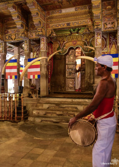 Une musique hermétique devant une porte close