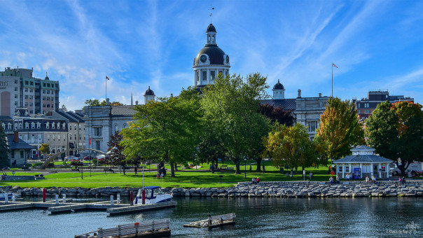 Au départ de Kingston, Ontario