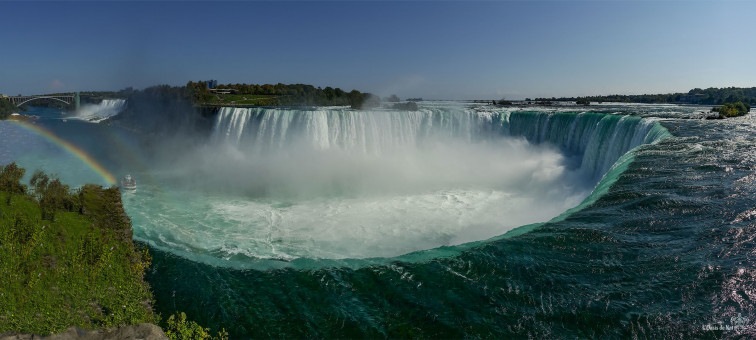 L'eau couleur lagon de Niagara