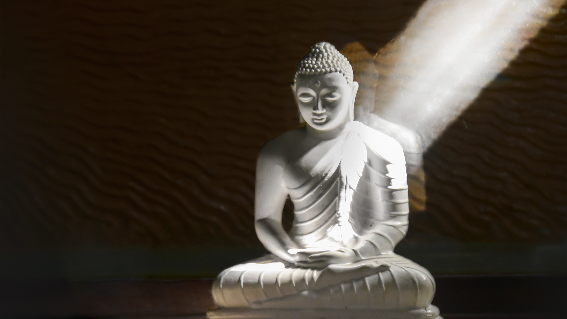 Bouddha - Sri Lanka - Ecrire la lumière - L'Oasis de Nat
