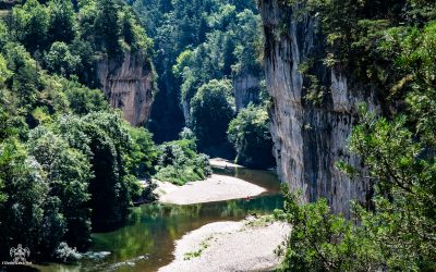 Pas de Soucy et Détroits des Gorges du Tarn, entre chaos gigantesque et parois monumentales – Haut site de Lozère en Occitanie
